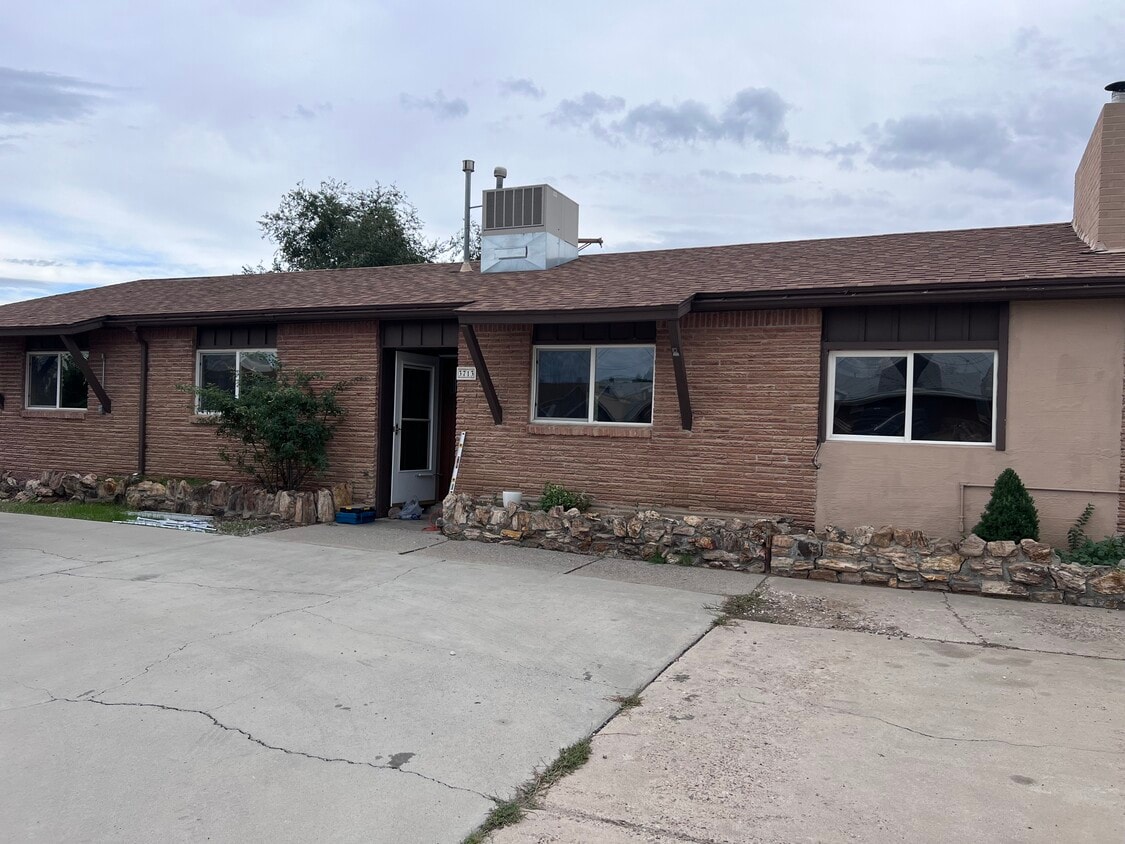3713 Windsor Dr, Farmington, NM 87402 House Rental in Farmington, NM