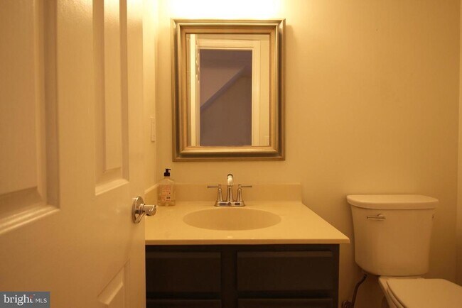 Foto del edificio - 436 N Park Dr