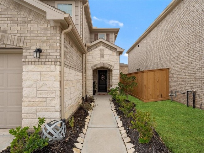 Building Photo - 1067 Greenshank Dr