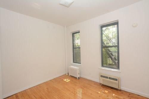 Building Photo - 333 E 93rd St