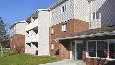Building Photo - 125 Knightsridge
