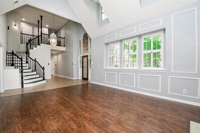 Foto del edificio - 2807 4 Pines Dr