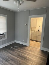 Building Photo - 4207 N Beaver Ave