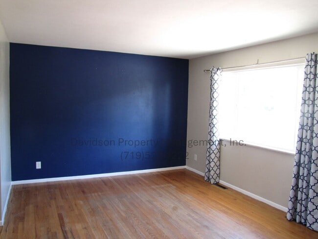 Foto del edificio - Updated 5 Bedroom House in Central Colorad...
