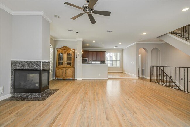 Foto del edificio - 5510 Blossom St