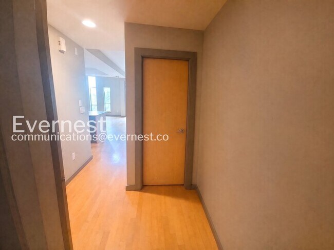 Foto del edificio - 2900 Wyandot St