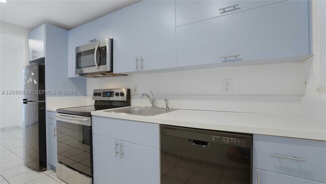 Foto del edificio - 1340 Lincoln Rd