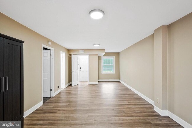 Building Photo - 14707 Bentley Square