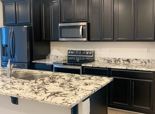 Building Photo - 742 Fruit Ranch Loop