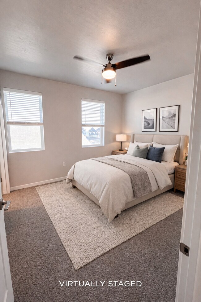 Foto del edificio - 1580 Main Townhomes