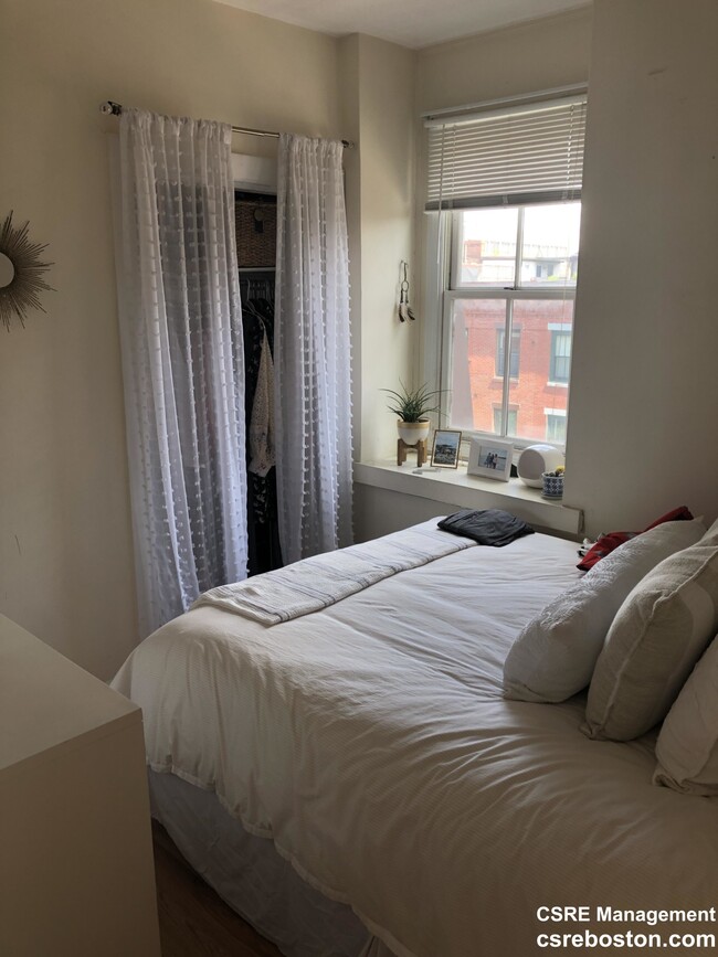 Building Photo - 3 Union Park