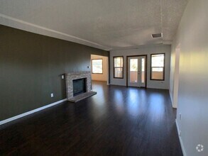 Building Photo - 2821 NE 58th Ave