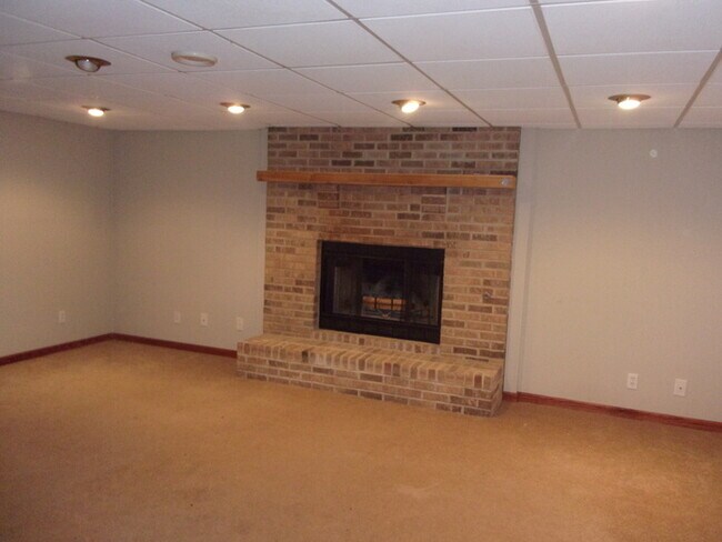 Foto del edificio - 24506 Lakewoods Ln