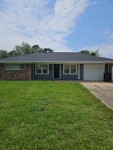 Building Photo - 730 Mercury Dr