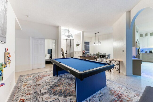 Foto del edificio - 12855 87th St N