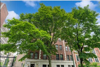 Building Photo - 5135 S Kenwood Ave