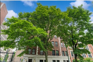 Building Photo - 5135 S Kenwood Ave