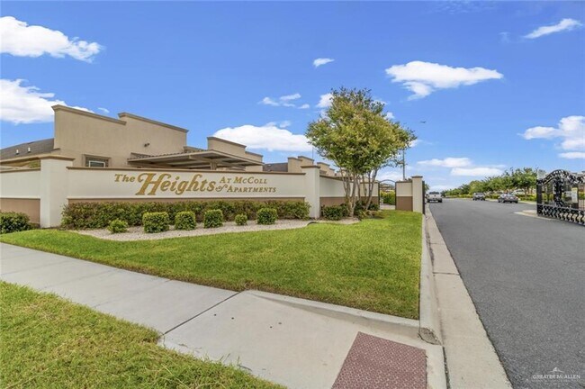 Foto del edificio - 700 E Myrtle Beach Ave