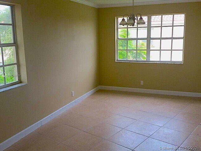 Foto del edificio - 8630 SW 3rd St