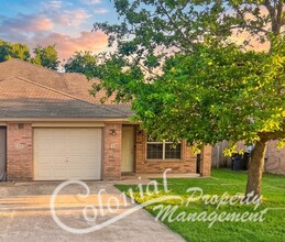 Building Photo - 1308 Chips Dr