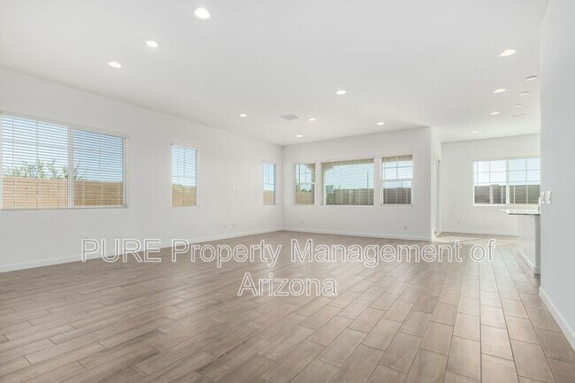 Foto del edificio - 23155 E Lords Wy