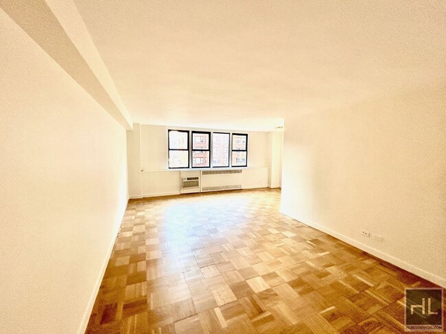 Building Photo - East 79th Street