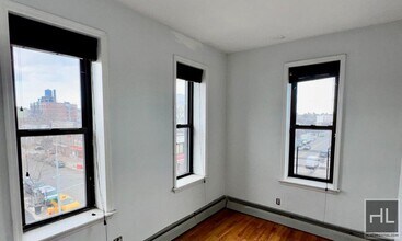 Building Photo - 36 AVENUE