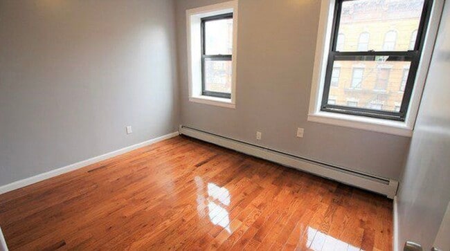 Building Photo - 149 17th St