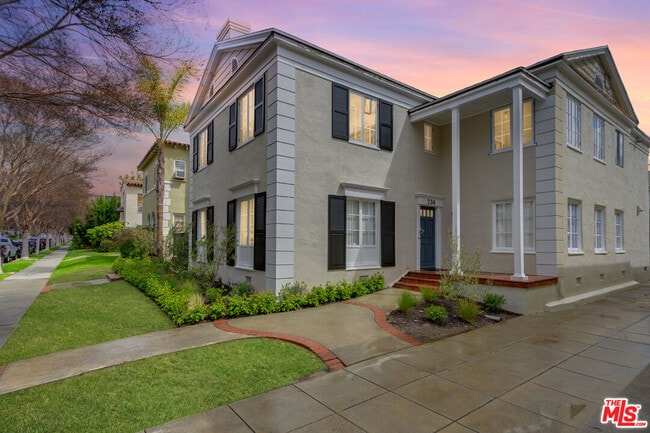 Building Photo - 234 S Spalding Dr