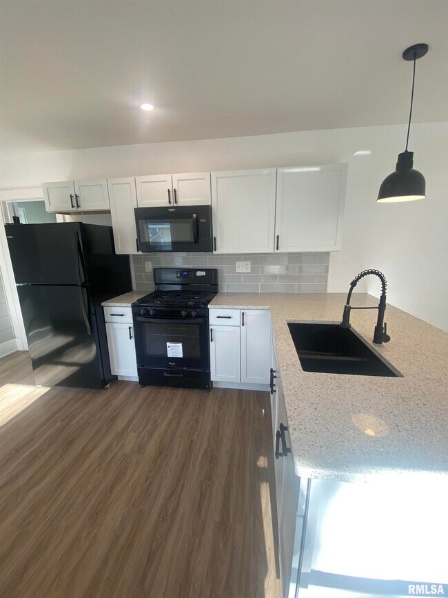 Foto del edificio - 1131 E Garfield St