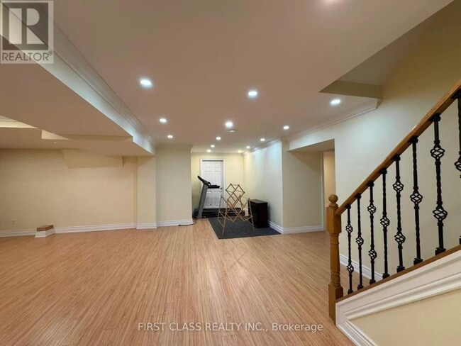 Building Photo - 1200 Rushbrooke Dr