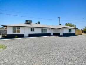 Building Photo - 2109 W Hayward Ave