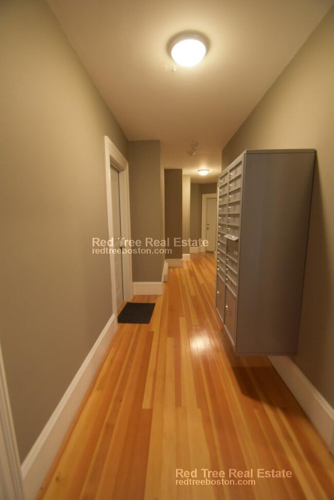 Photo - 1463 Beacon St Apartment