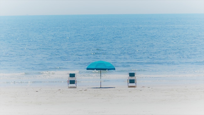 1 Block from the beach - 2605 Avenue Q