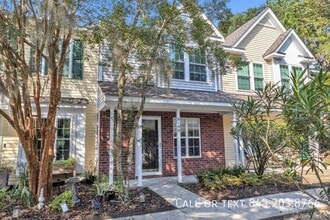 Building Photo - 8100 Shadow Oak Dr