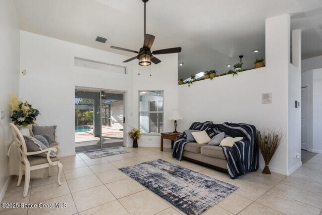 Foto del edificio - 805 7 Gables Cir SE