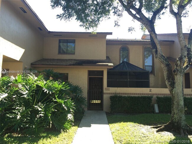 Foto del edificio - 2342 NW 36th Ave