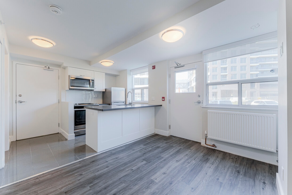 Primary Photo - Valhalla Court I