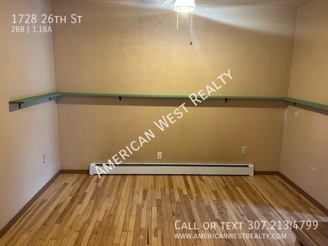 Building Photo - 1728 26th St