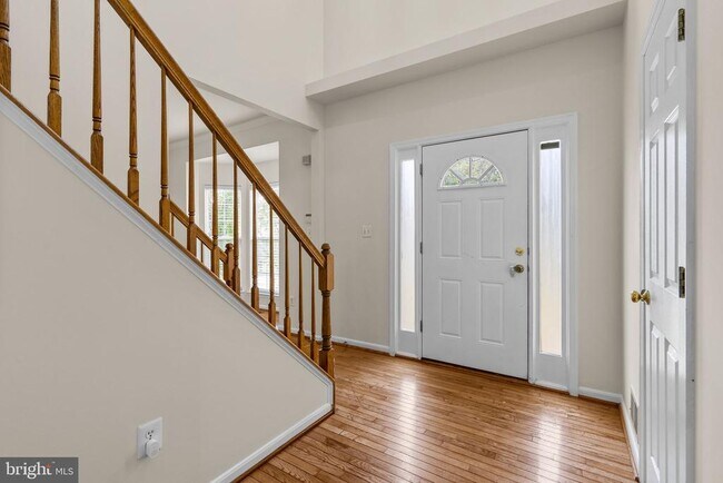 Building Photo - 8913 Tonbridge Terrace