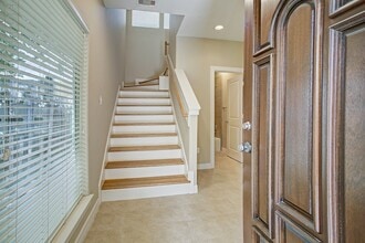 Building Photo - 3824 Center Plaza Dr