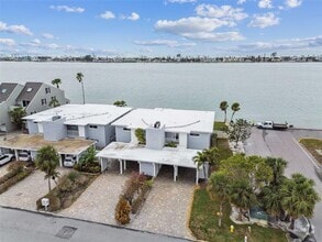 Building Photo - 800 Madonna Blvd