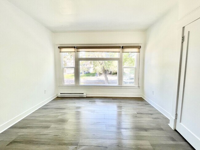Foto del edificio - Beautiful Remodeled Studio on South Hill! ...