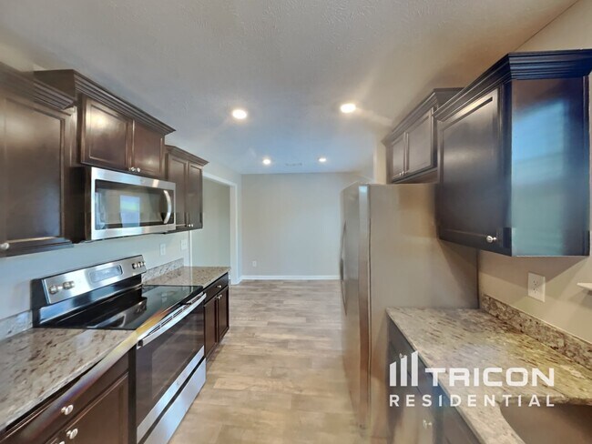 Foto del edificio - 913 Latting Dr