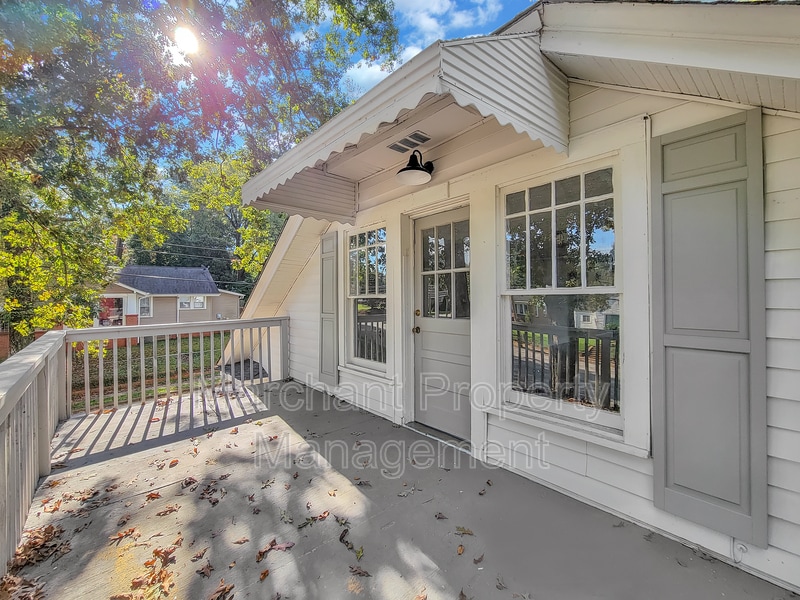 3201 Old Rd, Greenville, SC 29609 Condo for Rent in