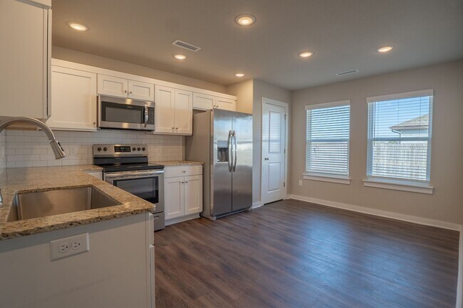 Foto del edificio - 3 Bedroom 2 Bathroom Home in  Farmington, AR!!!