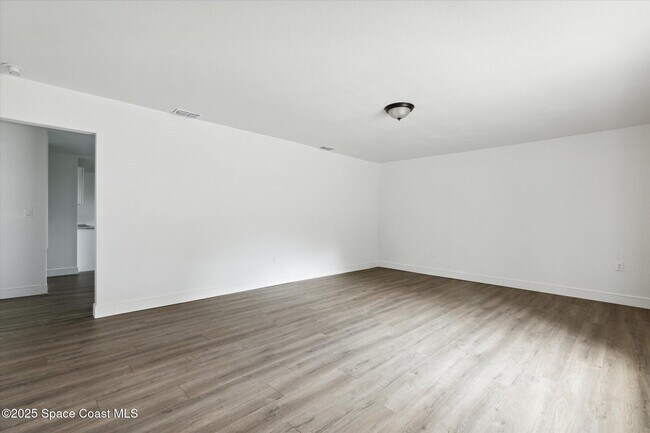 Foto del edificio - 2262 Monroe St