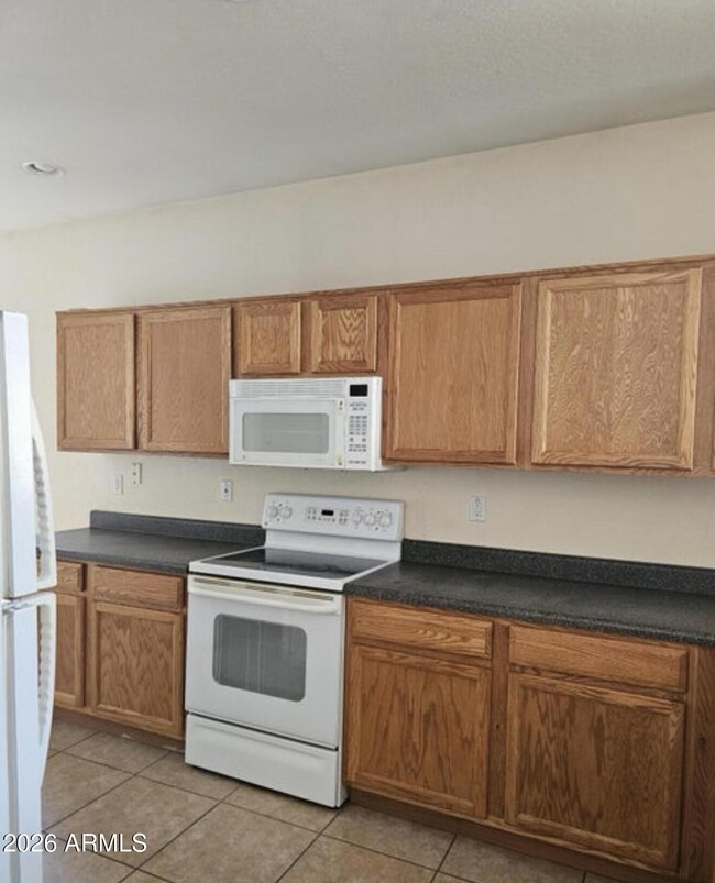 Building Photo - 15165 N 138th Ln