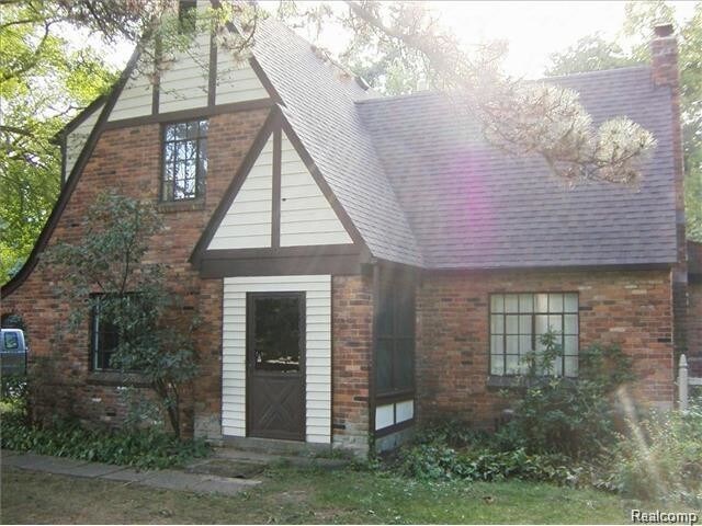 Primary Photo - 17001 Merriman Rd