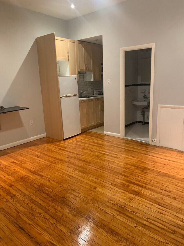 Foto principal - 322 S 11th St